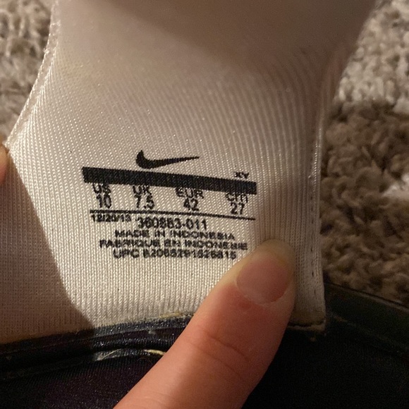 Nike slide sandals with velcro adjustable strap, womens size 10, good condition! - Picture 3 of 4